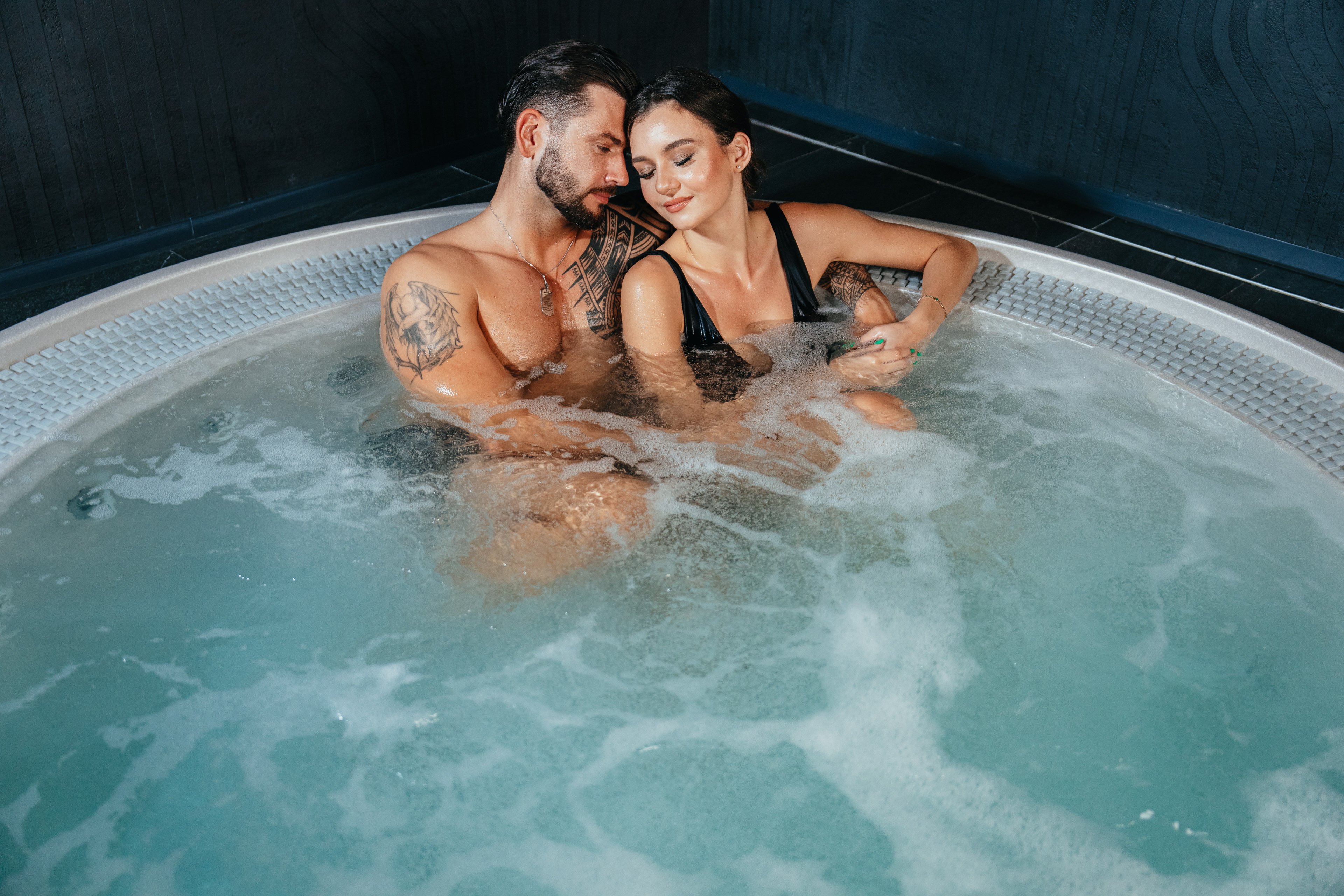 privátní whirlpool pár
